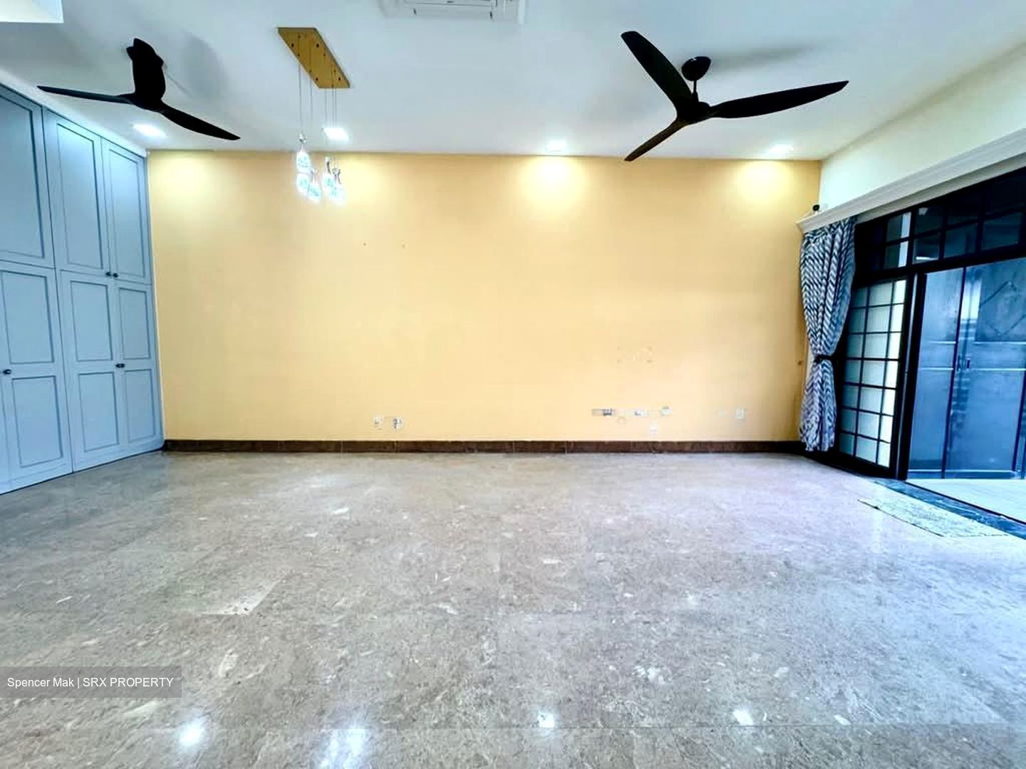 Kismis Place (D21), Terrace #599411161